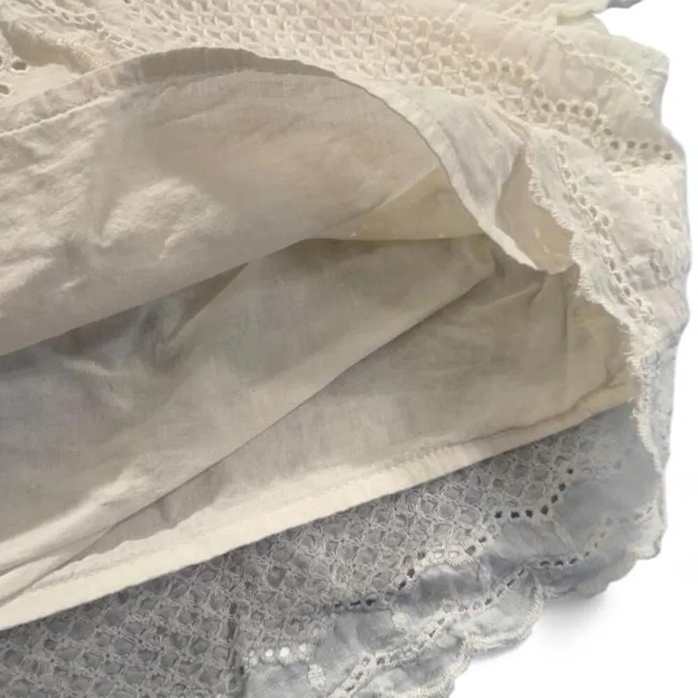 Old Navy Women's White and Cream Skirt